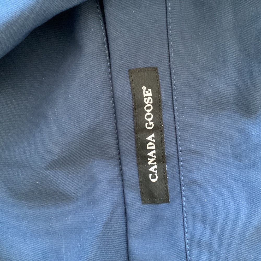 Authentic CANADA GOOSE Waterproof Hooded Jacket BNWT - Picture 5 of 16